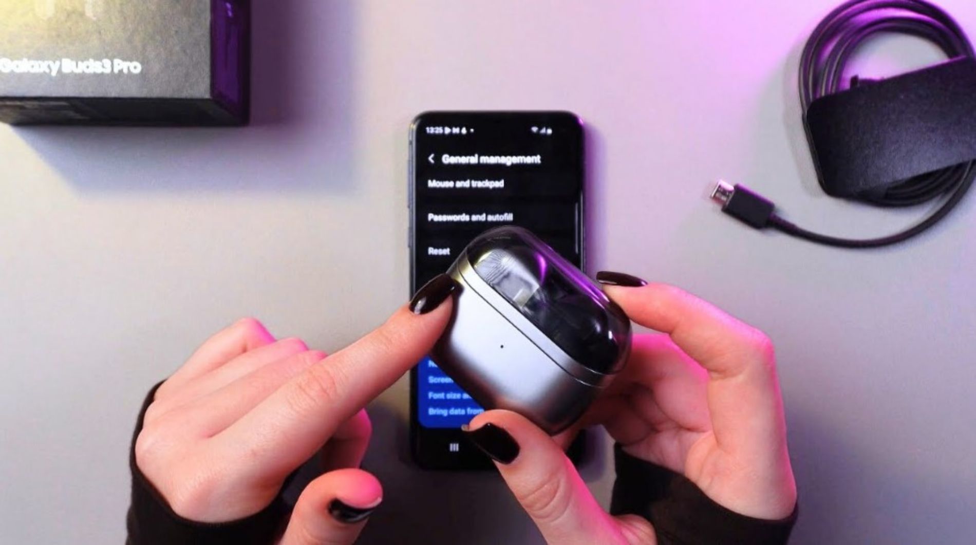 Hình ảnh cho danh mục Bí quyết điều chỉnh EQ trên Galaxy Buds nâng tầm trải nghiệm thưởng thức âm nhạc